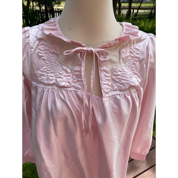 Vintage Featherbed New York Pink Satin Nightgown W/ Ruffled Collar & Embroidered - Picture 2 of 7